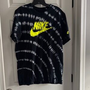 Nike Black and Neon Yellow Tie-Dye Logo T-Shirt
